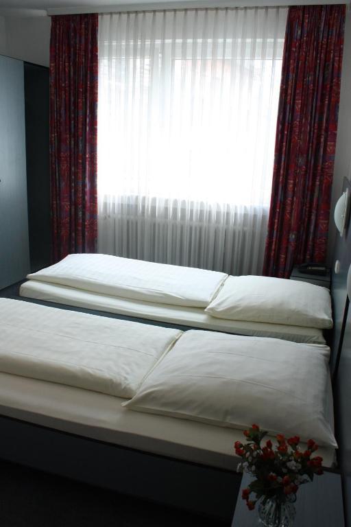 Hotel Diplomat Frankfurt am Main Quarto foto