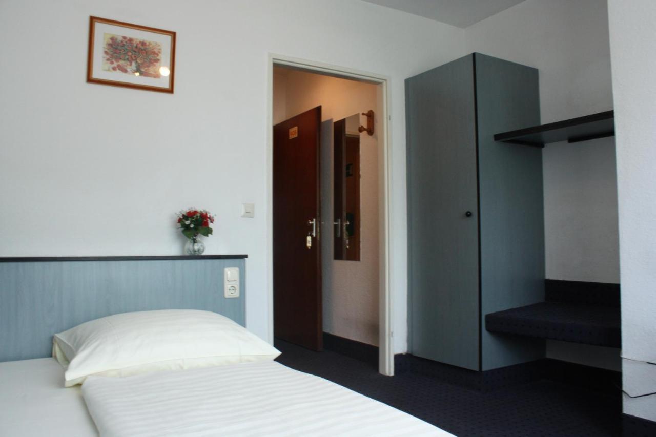 Hotel Diplomat Frankfurt am Main Quarto foto